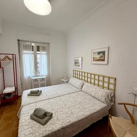 Unico En Plaza Del Pilar Apartman
